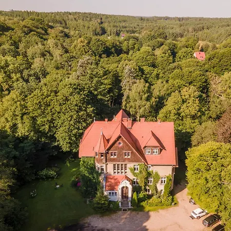 Palac Mysliwski Orle Solutions Miroslawiec