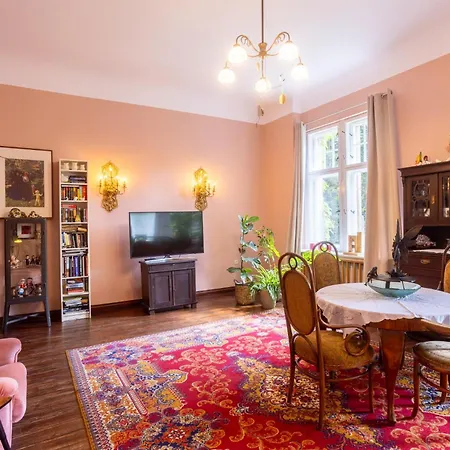 Palac Mysliwski Orle Solutions 3* Miroslawiec