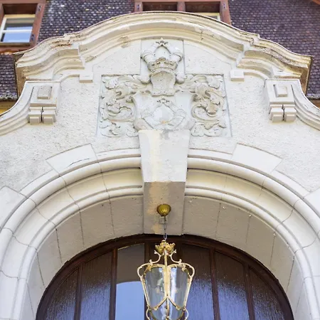 Bed and breakfast Palac Mysliwski Orle Solutions