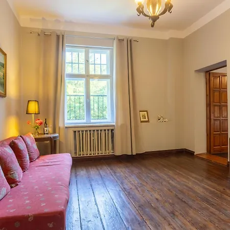 Bed and breakfast Palac Mysliwski Orle Solutions