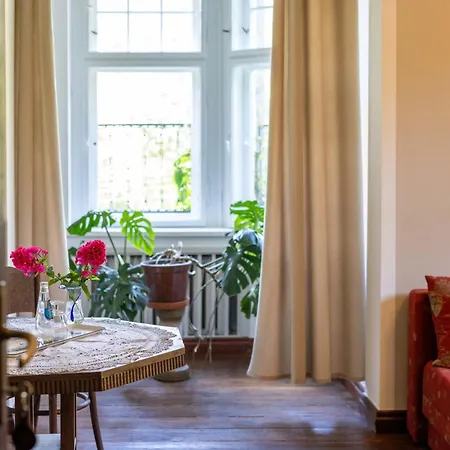 Bed and breakfast Palac Mysliwski Orle Solutions 3*