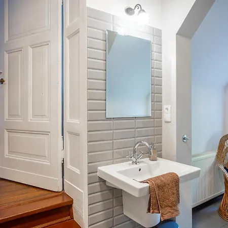 Palac Mysliwski Orle Solutions 3* Miroslawiec