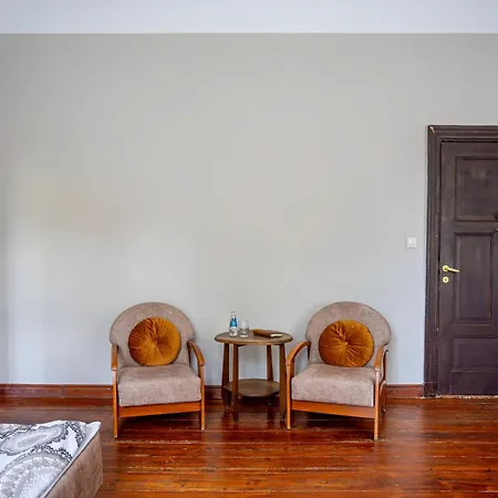 Bed & Breakfast Palac Mysliwski Orle Solutions 4*