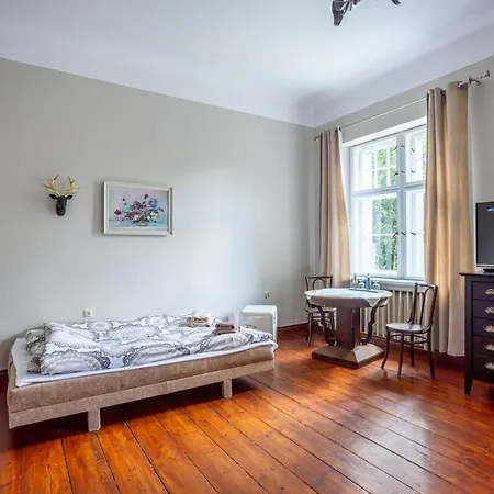 Palac Mysliwski Orle Solutions Mirosławiec