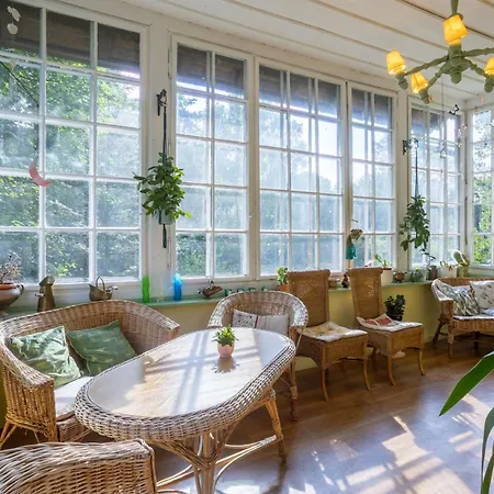 Bed & Breakfast Palac Mysliwski Orle Solutions 3*