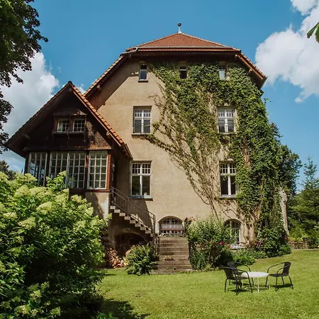 Bed & Breakfast Palac Mysliwski Orle Solutions