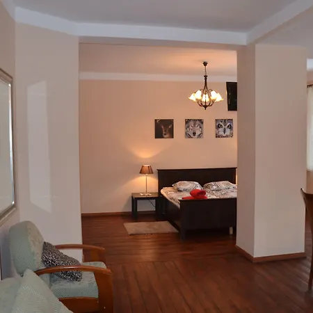 Palac Mysliwski Orle Solutions Mirosławiec