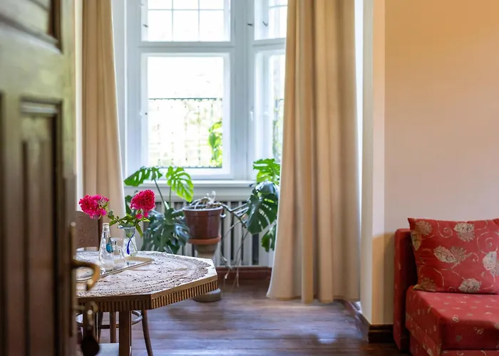 Bed and breakfast Palac Mysliwski Orle Solutions 4*