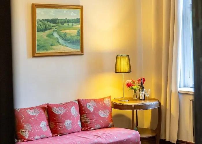 Palac Mysliwski Orle Solutions Mirosławiec