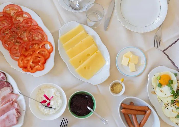 Palac Mysliwski Orle Solutions Bed & Breakfast