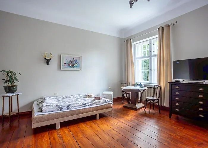 Palac Mysliwski Orle Solutions Mirosławiec