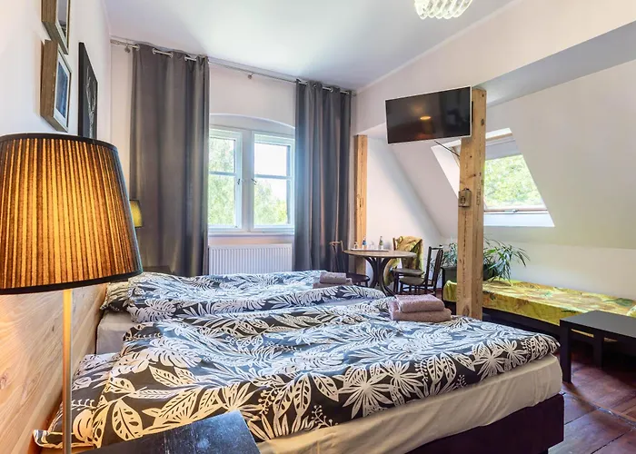 Bed and breakfast Palac Mysliwski Orle Solutions 4*