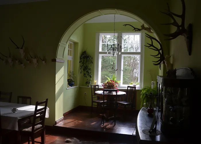 Palac Mysliwski Orle Solutions 4* Mirosławiec