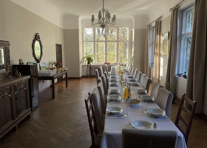 Palac Mysliwski Orle Solutions Bed & Breakfast